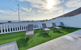 Stunning Sea View Villa With 6 Bedrooms & Heated Pool - Villa Renaissance