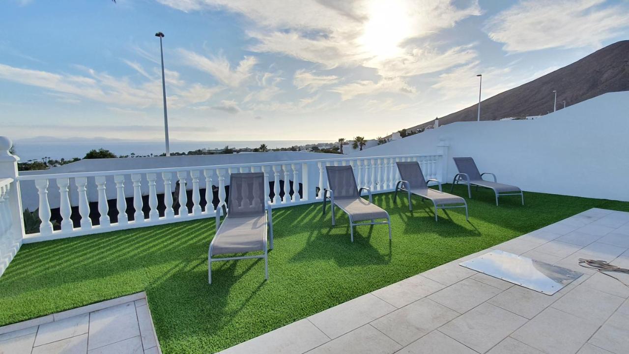 Stunning Sea View Villa With 6 Bedrooms & Heated Pool - Villa Renaissance Playa Blanca  Zewnętrze zdjęcie