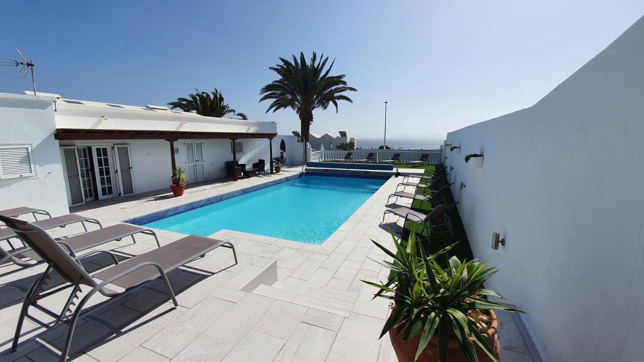 Stunning Sea View Villa With 6 Bedrooms & Heated Pool - Villa Renaissance Playa Blanca  Zewnętrze zdjęcie