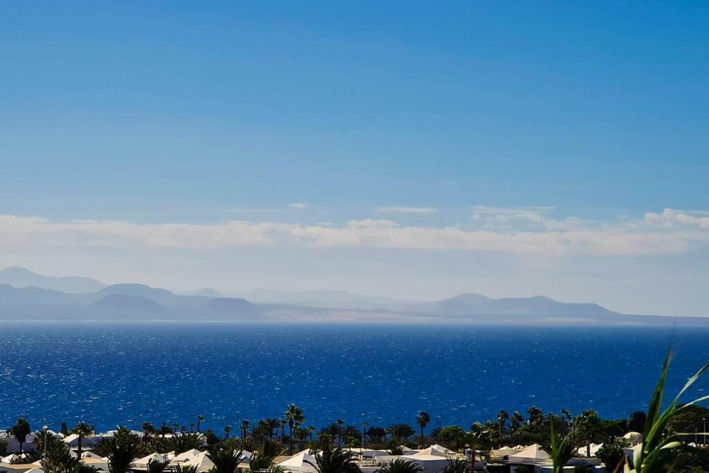 Stunning Sea View Villa With 6 Bedrooms & Heated Pool - Villa Renaissance Playa Blanca  Pokój zdjęcie