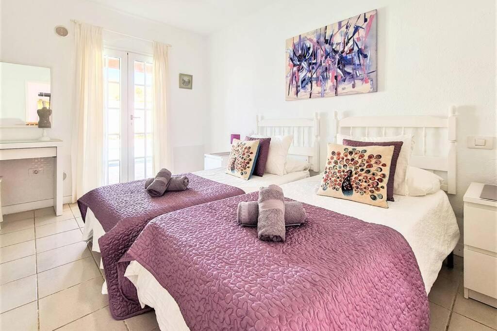 Stunning Sea View Villa With 6 Bedrooms & Heated Pool - Villa Renaissance Playa Blanca  Pokój zdjęcie